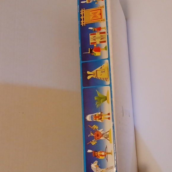 USED VINTAGE 1988 PLAYMOBILE  #3733 INDIAN VILLAGE WITH BOX - Picture 2 of 10